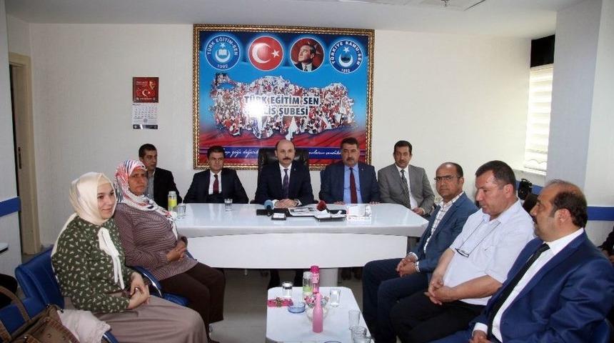 T&uuml;rk Eğitim Sen Genel Başkanı Geylan&rsquo;dan Mehmet&ccedil;ik Ve Kilis&rsquo;e Destek