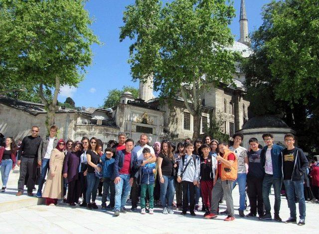 Yozgat Çözüm Koleji Öğrencileri İstanbul’u Gezdi