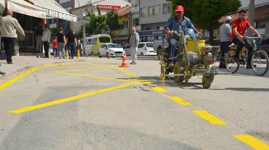 Ereğli Belediyesi Yol &Ccedil;izgi &Ccedil;alışmalarını S&uuml;rd&uuml;r&uuml;yor