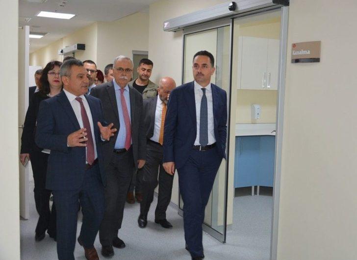 Çomü Hastanesinin Yeni Binası Tanıtıldı G2