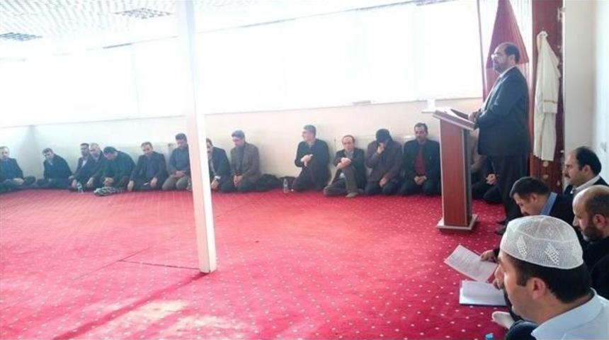 M&uuml;ft&uuml; G&uuml;rb&uuml;z&rsquo;den Din G&ouml;revlileriyle Bir Araya Geldi