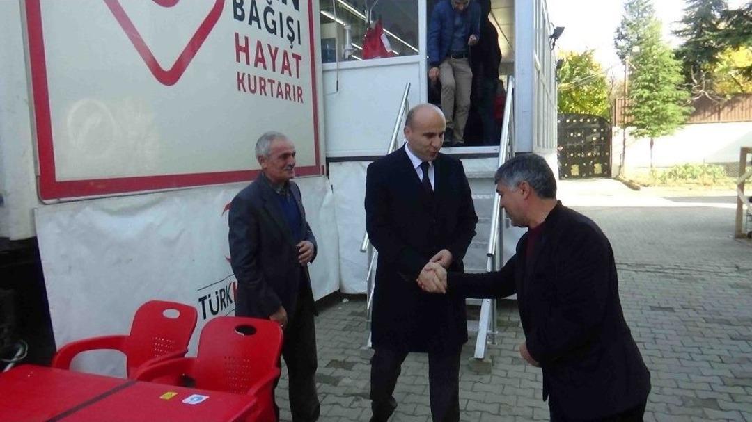 Başkan D&uuml;lgeroğlu Kan Bağışında Bulundu