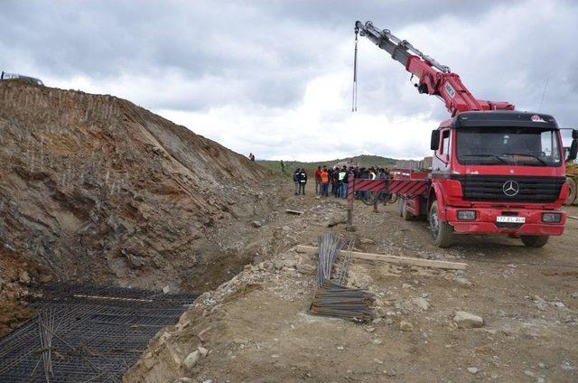 Uşak’ta Yht İnşaatında Göçük: 3 İşçi Yaralandı