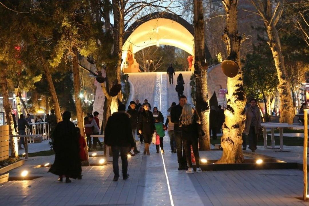 Hamamyolu &Ouml;zel Işıklandırması İle B&uuml;y&uuml;l&uuml;yor