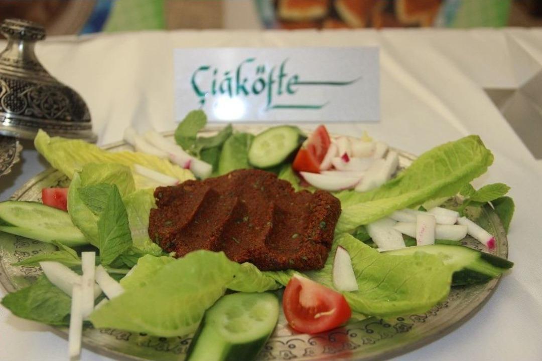 &Ccedil;iğ K&ouml;fte Ve Ciğer Kebabı Resmen Şanlıurfa&rsquo;nın