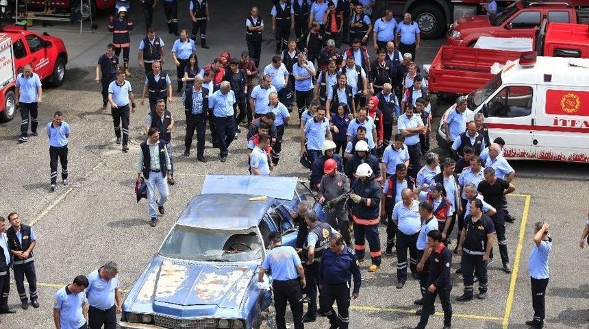 İtfaiye Ekipleri Pratik Kazanma Eğitimlerini S&uuml;rd&uuml;r&uuml;yor