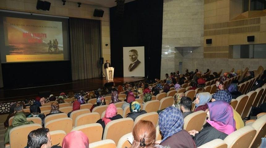 Konya&rsquo;da Kreş Y&ouml;neticilerine Yangında Acil Tahliye Eğitimi Verildi