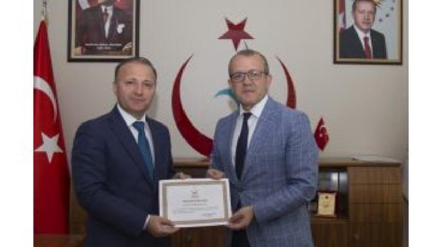 Sağlık M&uuml;d&uuml;r&uuml;&rsquo;nden Rekt&ouml;r &Uuml;nal&rsquo;a Teşekk&uuml;r