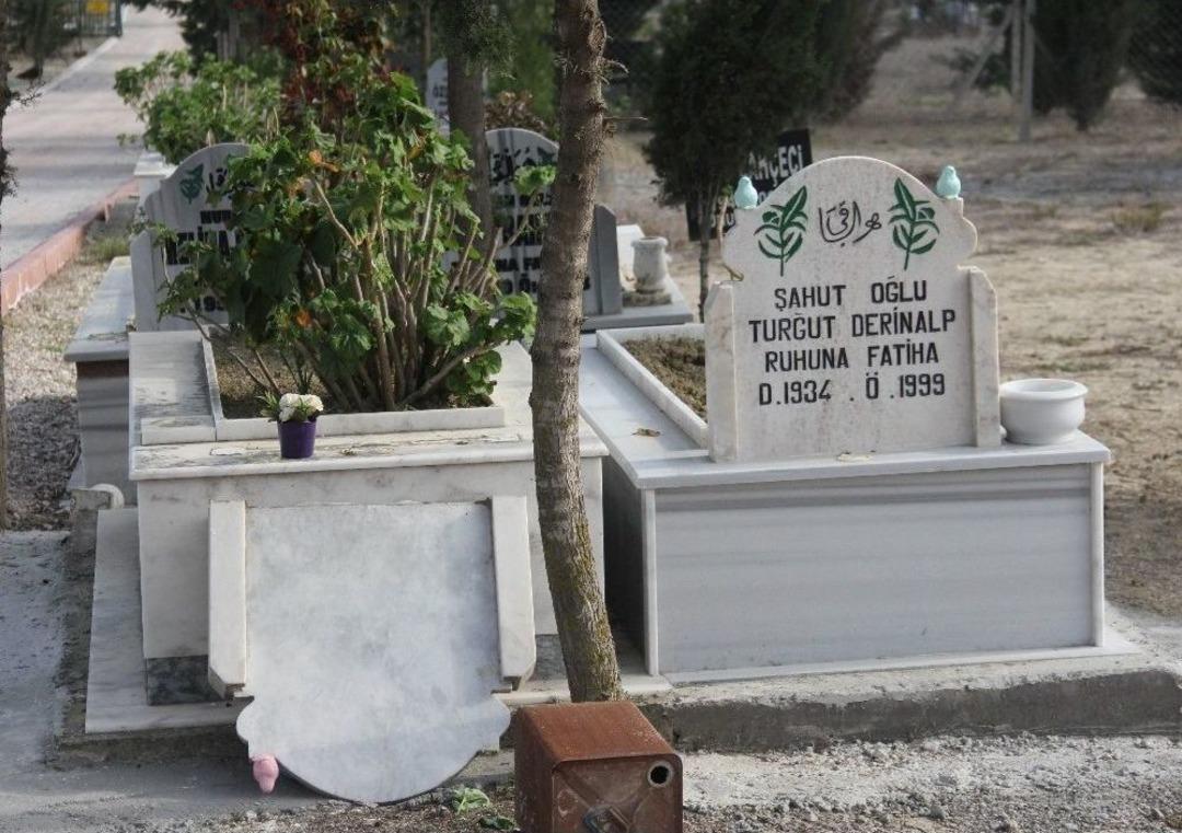 Mezarlıkta Esrarengiz Olay