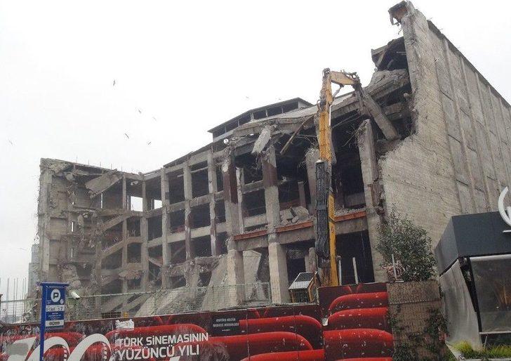 Akm’nin Yıkım Çalışmaları Aralıksız Sürüyor G5