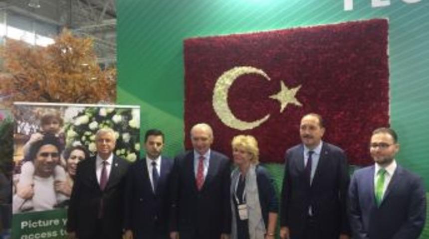 Royal Flora Holland: "t&uuml;rkiye &Ccedil;i&ccedil;ek Merkezi Olabilir"