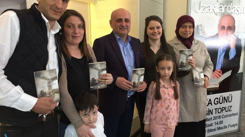 Romanındaki Kahramanlarla İmza G&uuml;n&uuml; Yaptı