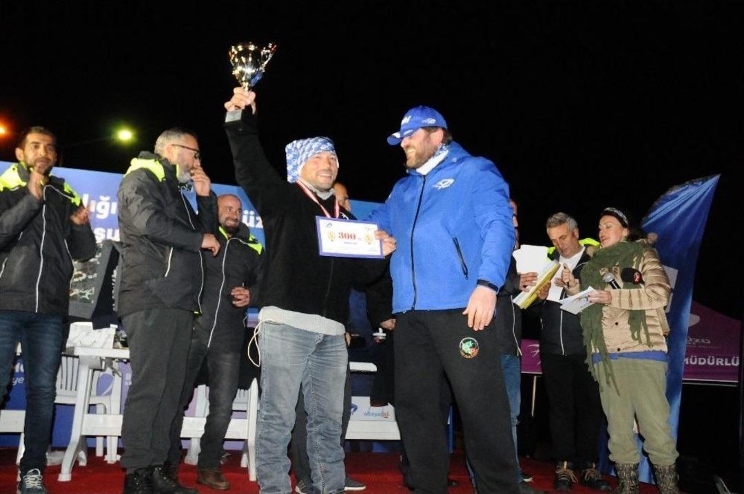 Beylikd&uuml;z&uuml;&rsquo;nde Balıklar Oltaya Geldi