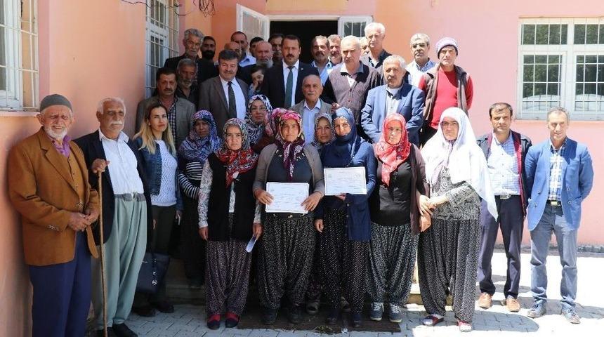 Elazığ&rsquo;da 48 Kursiyer Sertifikalarını Aldı