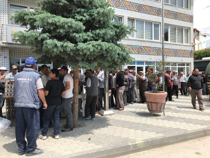 Kilim Diyarı Bayat’ta Yeni Alınan 11 Araç İçin Kurbanlar Kesildi G4