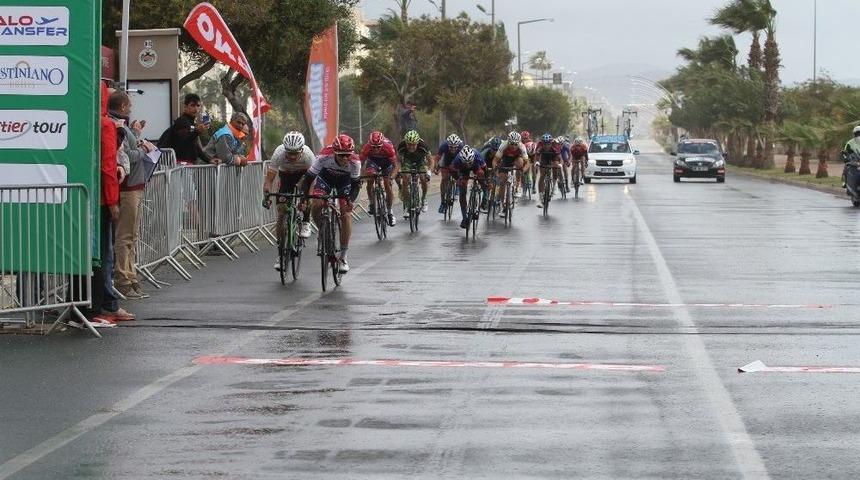 Uluslararası 2.2 Elit Erkekler Yol Bisikleti Yarışı Devam Ediyor