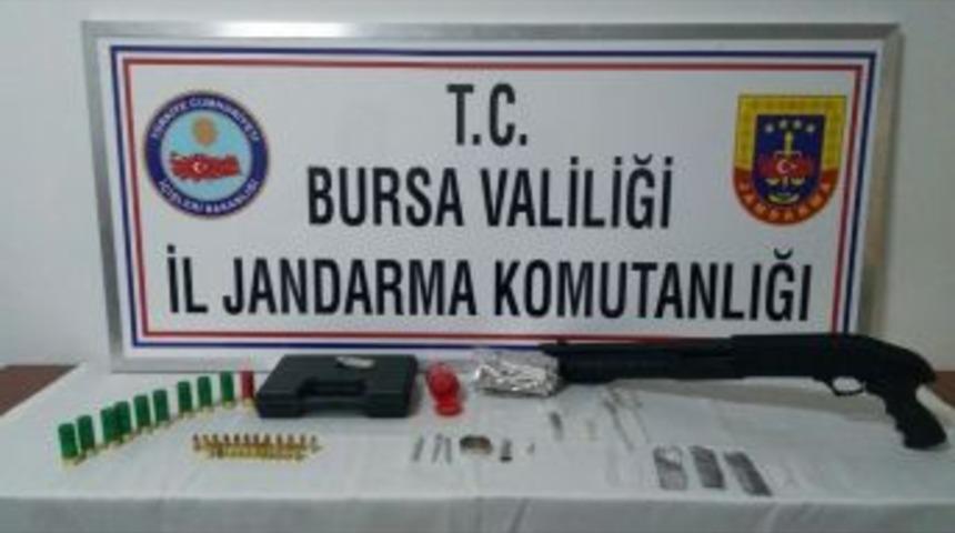 Zehir Tacirlerine Jandarmadan Su&ccedil;&uuml;st&uuml;