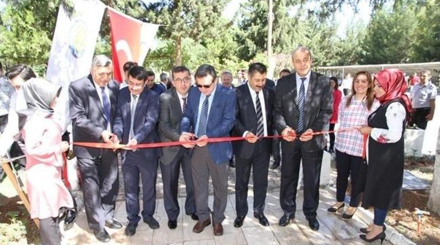 Hrü Teknik Bilimler Myo’da Taş Atölyesi Ve Sergisi Açıldı