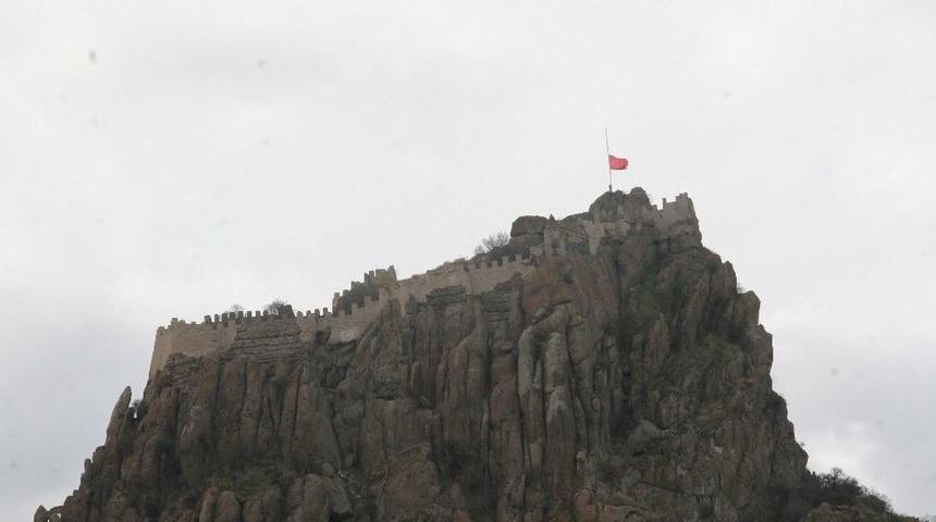 Afyonkarahisar&rsquo;da &ldquo;milli Yas&rdquo; Uygulama Kararı