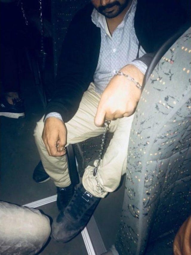 İstanbul&rsquo;da Zincirlenerek Alıkonulan 57 Pakistanlı M&uuml;lteci Kurtarıldı 1