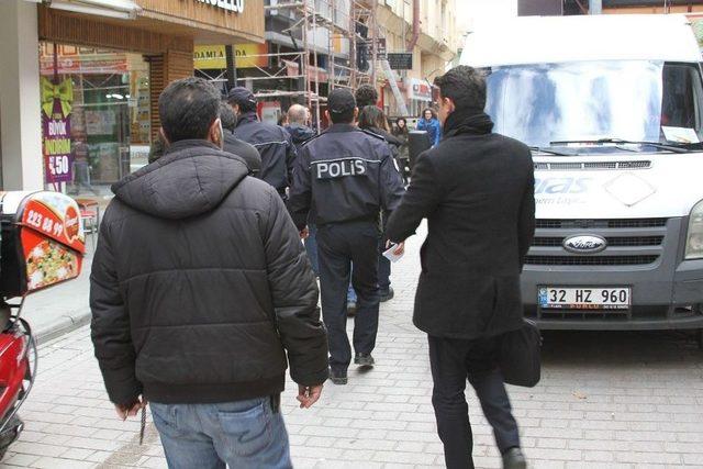 Isparta’da Aranan 10 Kişi Yakalandı