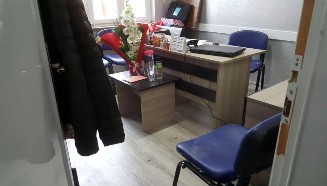 Tire İyi Parti İl&ccedil;e Başkanına Silahlı Saldırı Girişimi