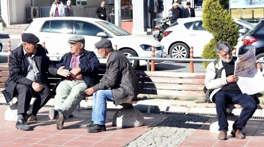 Sanayi Kenti Aliağa&rsquo;ya Bir Yılda 3 Bin 660 Kişi G&ouml;&ccedil; Etti