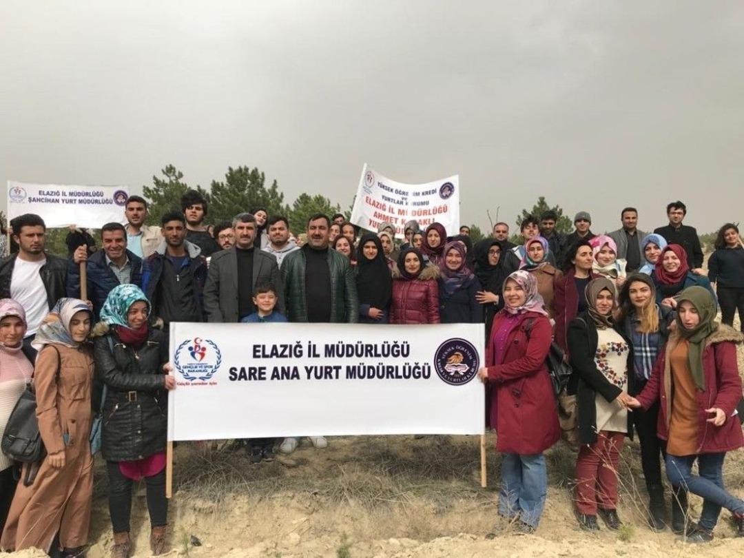 Afrin Şehitleri İ&ccedil;in Fidan Dikildi