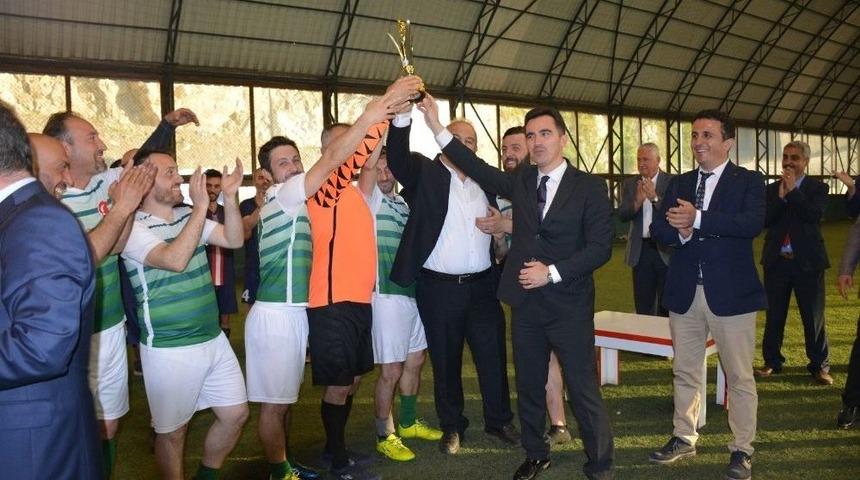 Kaymakamlık Kupasının Şampiyonu Esnafspor Oldu