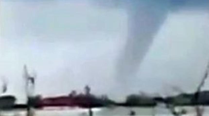 Seydikemer’de Hortum Korkuttu