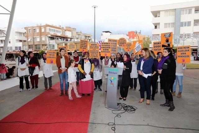 Toros Kadınlarından “kadına Şiddete Dur” Etkinliği