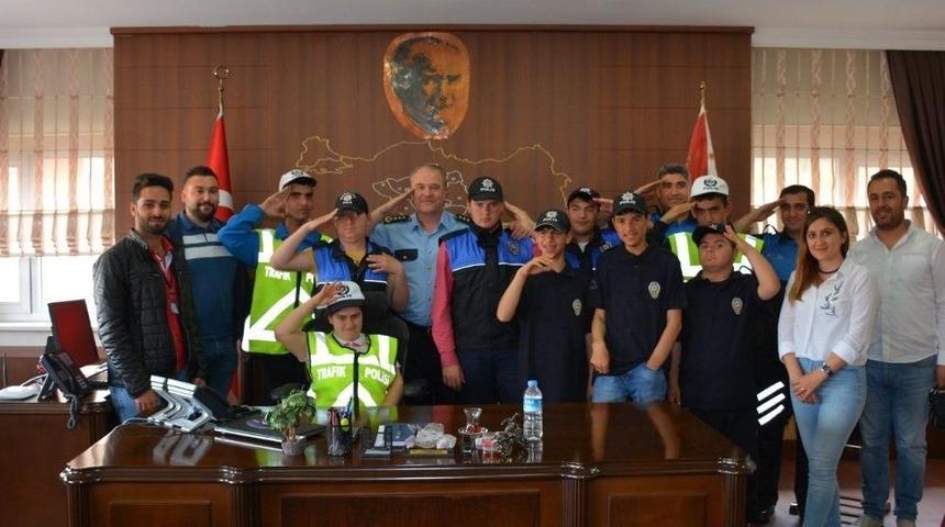 Yozgat’ta Engelli Öğrenciler 1 Günlüğüne Polis Oldu