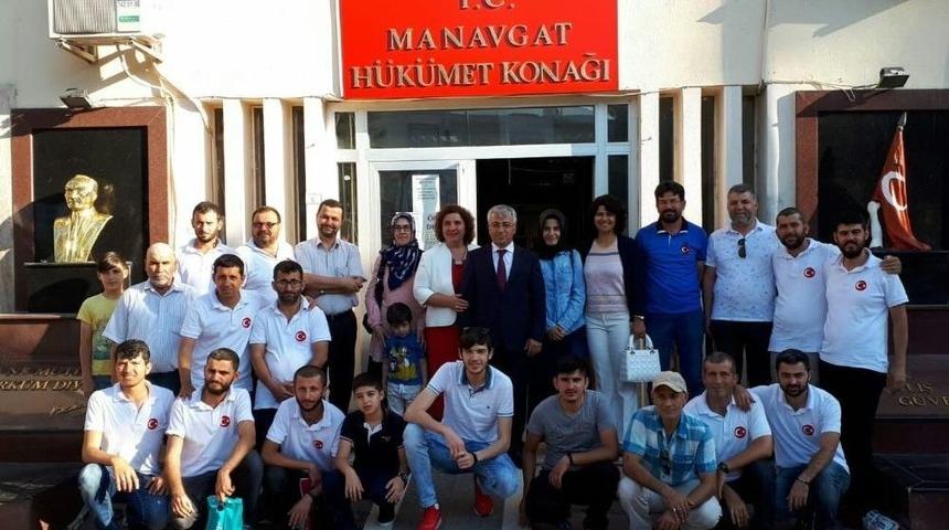 İşitme Engelliler Kutsal Topraklardan D&ouml;nd&uuml;