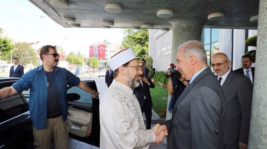 Diyanet İşleri Başkanı Ali Erbaş&rsquo;tan, İbb Başkanı Uysal&rsquo;a Nezaket Ziyareti