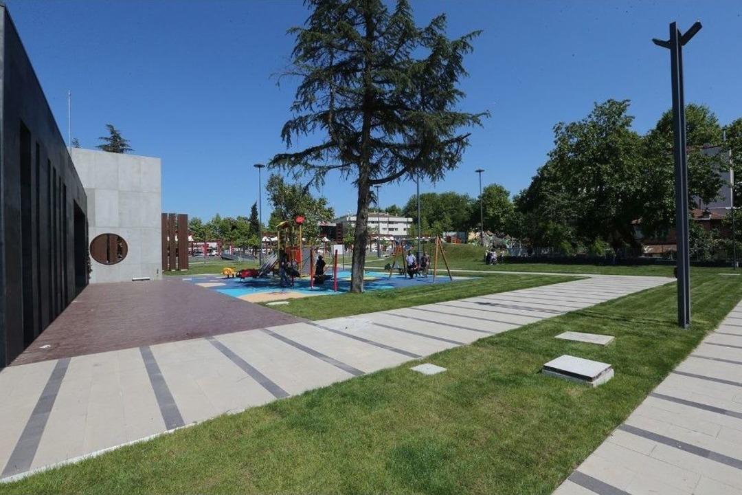 Hendek Atat&uuml;rk Parkı A&ccedil;ılıyor