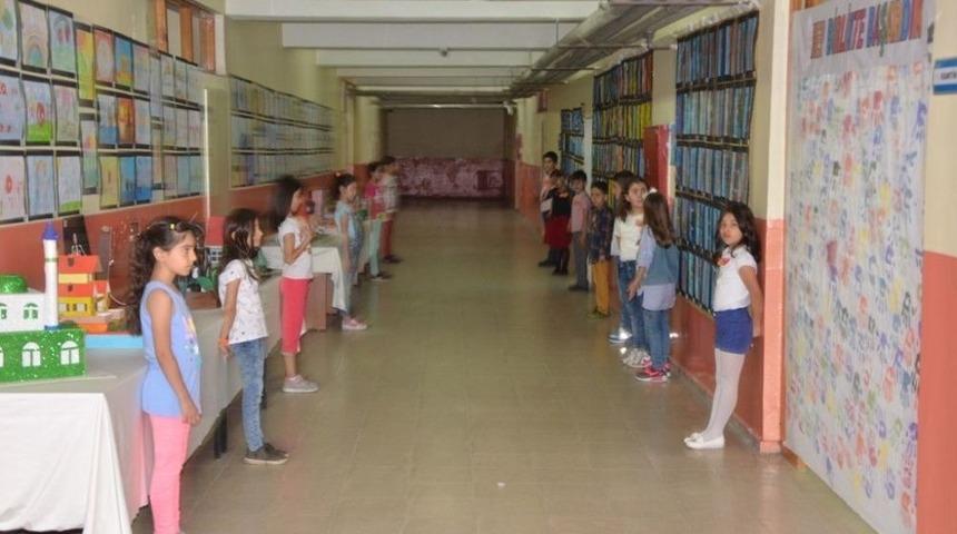 Fatih Ürkmezer, “ Çocuklarımızın Büyük Efor Harcayarak Hazırladıkları Sergideyiz”