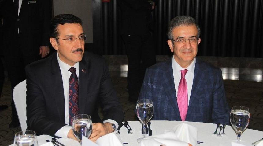 Bakan T&uuml;fenkci İto Ve Kuyumcular Odası Temsilcileriyle Bir Araya Geldi