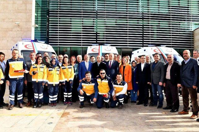 Denizli’ye Alınan 4 Ambulans Hizmete Başladı