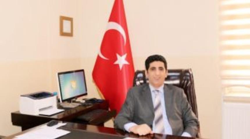 Ağrı Yurt Ay Der Başkanı &Ccedil;irik:"geleceğimizi Aydınlatan &Ouml;ğretmenlerimize Sahip &Ccedil;ıkalım"