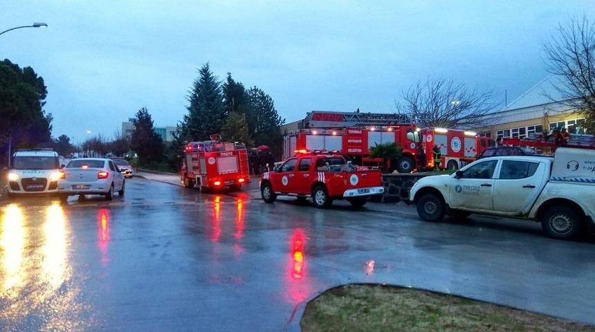 Tekirdağ&rsquo;da &Uuml;niversitede Korkutan Yangın