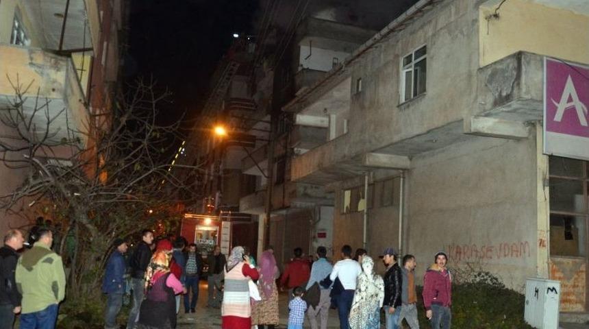 Afgan Ailenin Evinde Yangın