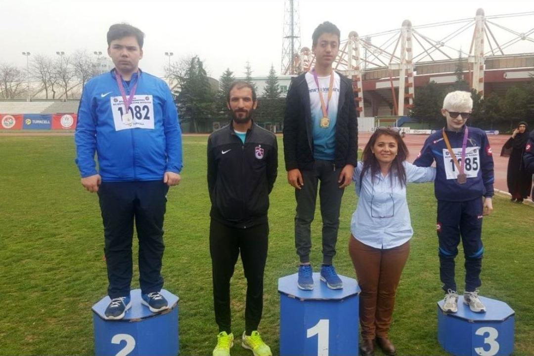 Yenimahalle&rsquo;nin Sporcuları Fark Attı