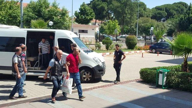 Nazilli’de Fetö Operasyonu 8 Kişi Adliyeye Sevk Edildi