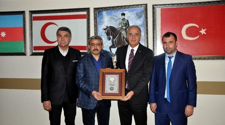 Voleybol Federasyon Başkanı &Uuml;st&uuml;ndağ Ve Nazilli Belediye Başkanı Alıcık Birlikte Ma&ccedil; İzledi