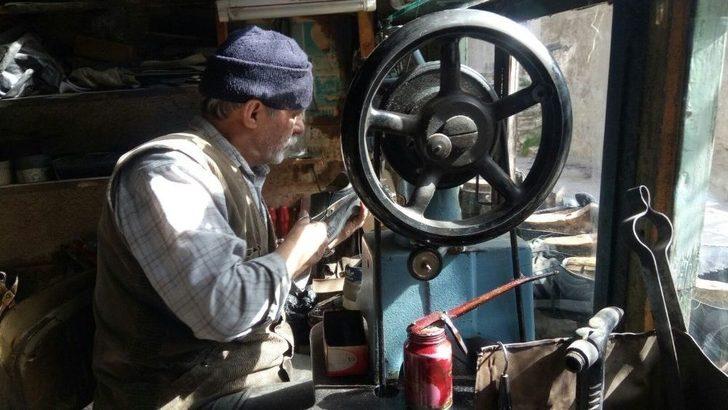 60 Yıldır Mesleğini Yaşatmaya Alışıyor G2