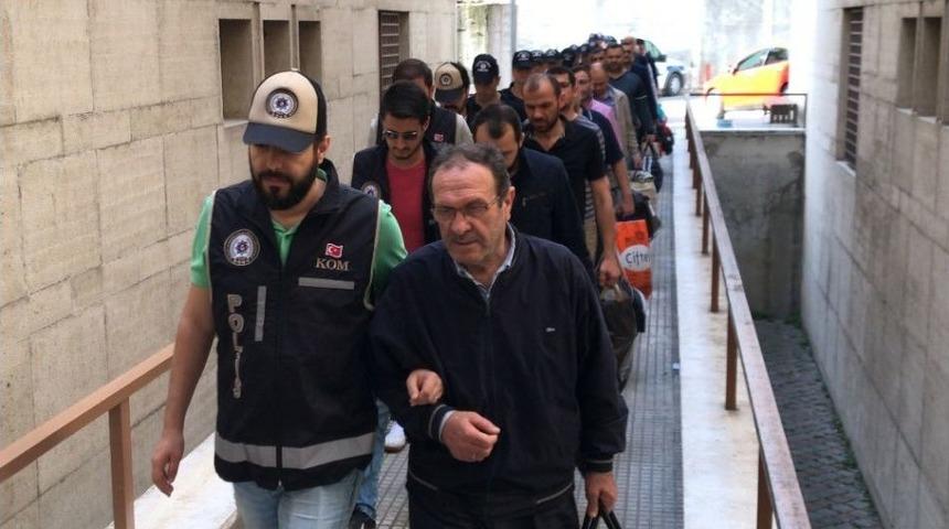 Fet&ouml;&rsquo;c&uuml; Doktor Ve Y&ouml;neticilerin De Aralarında Bulundu 19 Kişi Adliyeye Sevk Edildi