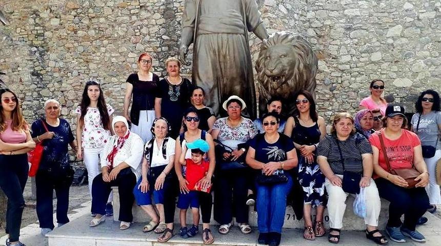 &Ccedil;eşmeli Kadınlar Tarihlerini &Ouml;ğreniyor