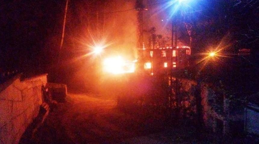 Ordu&rsquo;da 70 Yıllık Ahşap Cami Alevlere Teslim Oldu