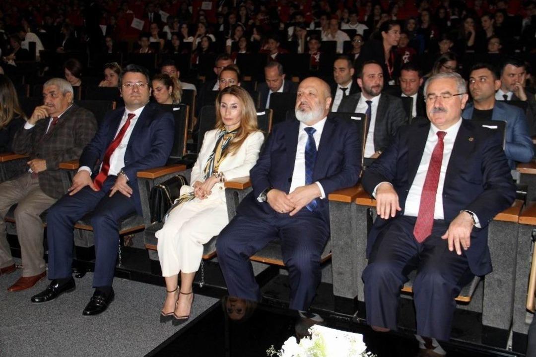 Eğitim&rsquo;de End&uuml;stri 4.0 Ve S&uuml;rd&uuml;r&uuml;lebilir Kalkınma Zirvesi