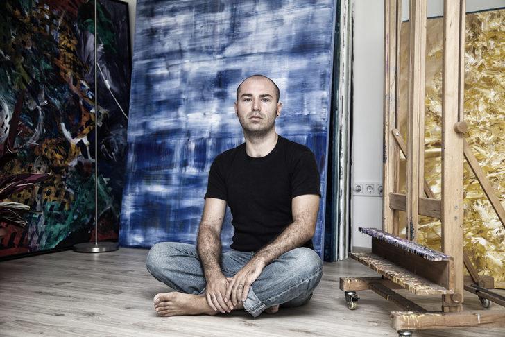 Boyutlar arasında - Serhat Ko&ccedil;ak Resim Sergisi